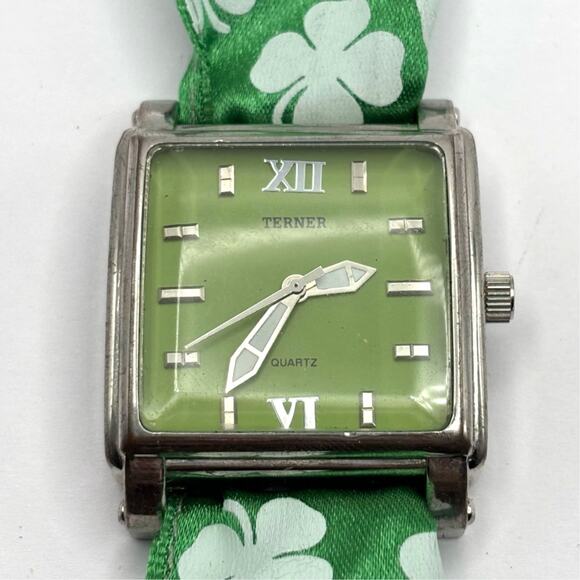Green Clover Terner Watch - Picture 2 of 4